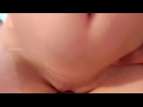 ❤️ Natutulog sa kwarto ni ate at ayun nagising ako ❤ Mahirap na porn sa amin ☑