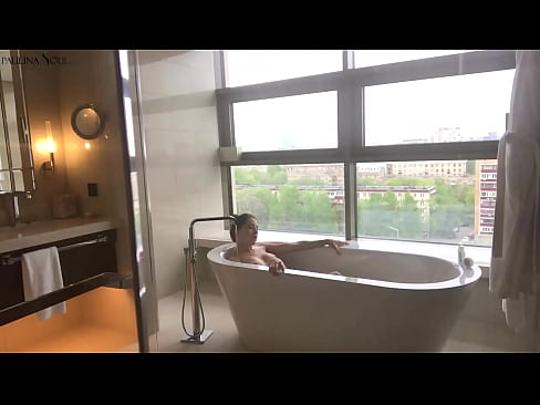 ❤️ Napakalaking babe madamdamin jerking off ang kanyang puki sa banyo ❤ Mahirap na porn sa amin ☑