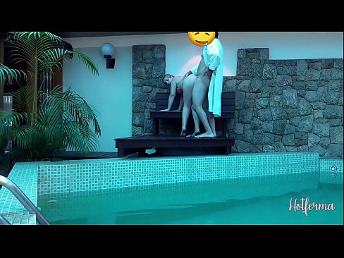 ❤️ Inaanyayahan ni Boss ang kasambahay sa pool, ngunit hindi napigilan ang init ❤ Mahirap na porn sa amin ☑