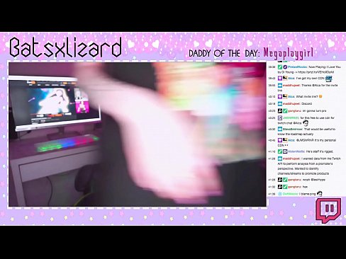 ❤️ NAKALIMUTAN NG GAMER NA I-OFF ANG STREAM AT NAGSQUIRTED LIVE ON AIR ❤ Mahirap na porn sa amin ☑
