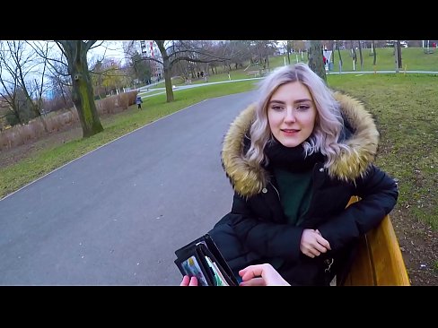 ❤️ Nilulon ang mainit na cum ng isang estranghero para sa pera - blowjob sa parke ni Eva Elfie ❤ Mahirap na porn sa amin ☑